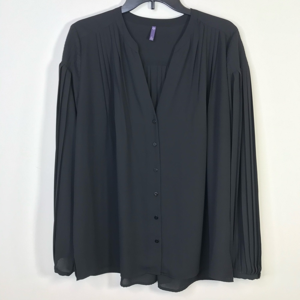 NYDJ Black pleated chiffon button down blouse L